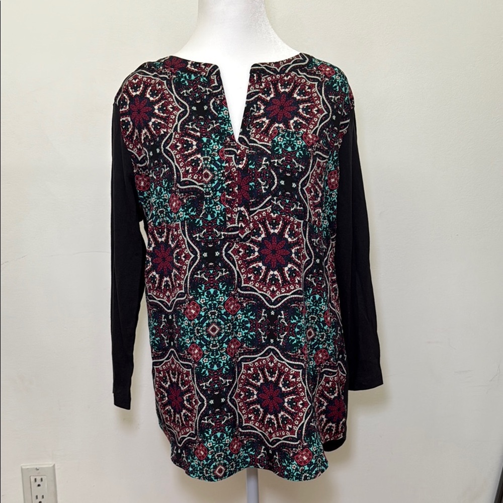 Patterned Black and Red Women's T Shirt Blouse M